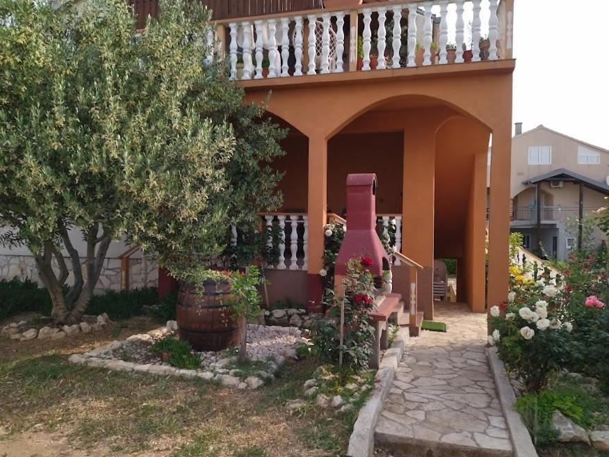 Apartment In Nin With Terrace, Air Conditioning, Wi-Fi Ngoại thất bức ảnh