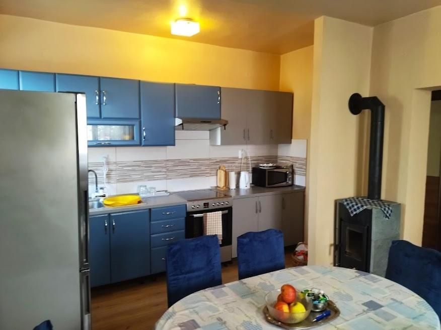 Apartment In Nin With Terrace, Air Conditioning, Wi-Fi Ngoại thất bức ảnh